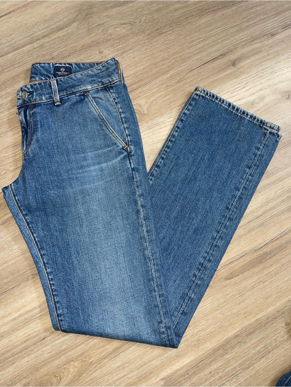 Ag Adriano Goldschmied Women's Medium Blue Straight-Leg Jeans
